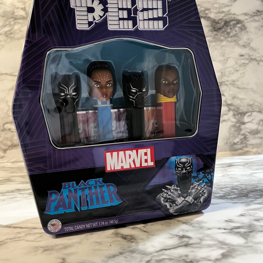 PEZ Marvel Black Panther Gift Tin Sealed 4 Collectable PEZ  2022